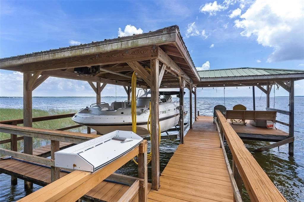 For Sale: $798,700 (2 beds, 2 baths, 1728 Square Feet)