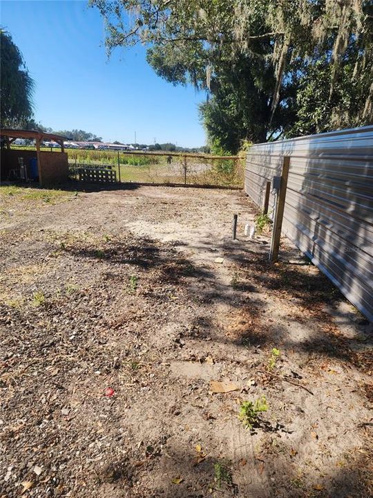 For Sale: $190,000 (3 beds, 2 baths, 1216 Square Feet)