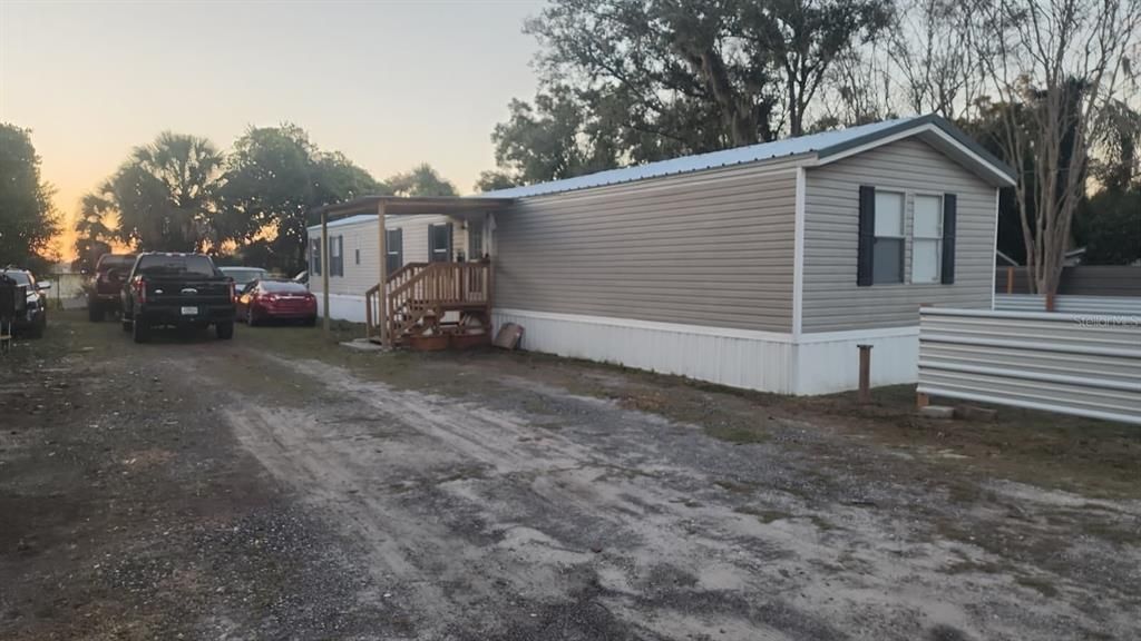 For Sale: $190,000 (3 beds, 2 baths, 1216 Square Feet)