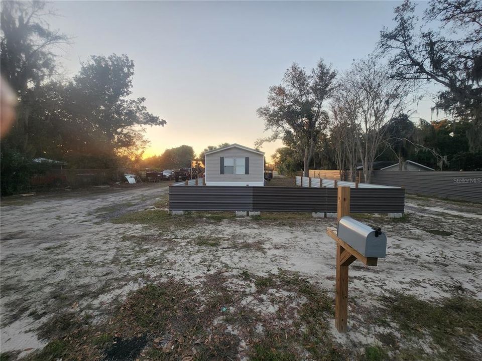 For Sale: $190,000 (3 beds, 2 baths, 1216 Square Feet)