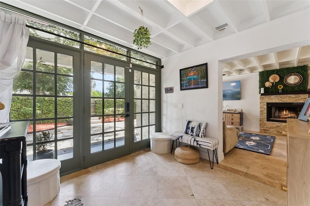 Active With Contract: $995,000 (3 beds, 2 baths, 2304 Square Feet)