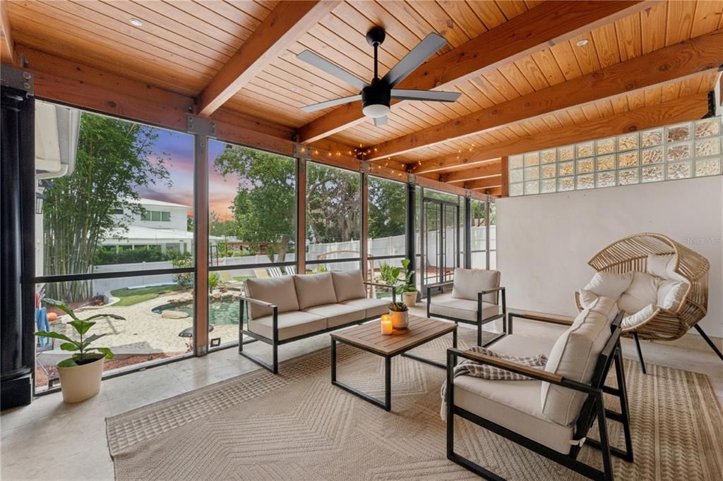 Active With Contract: $995,000 (3 beds, 2 baths, 2304 Square Feet)