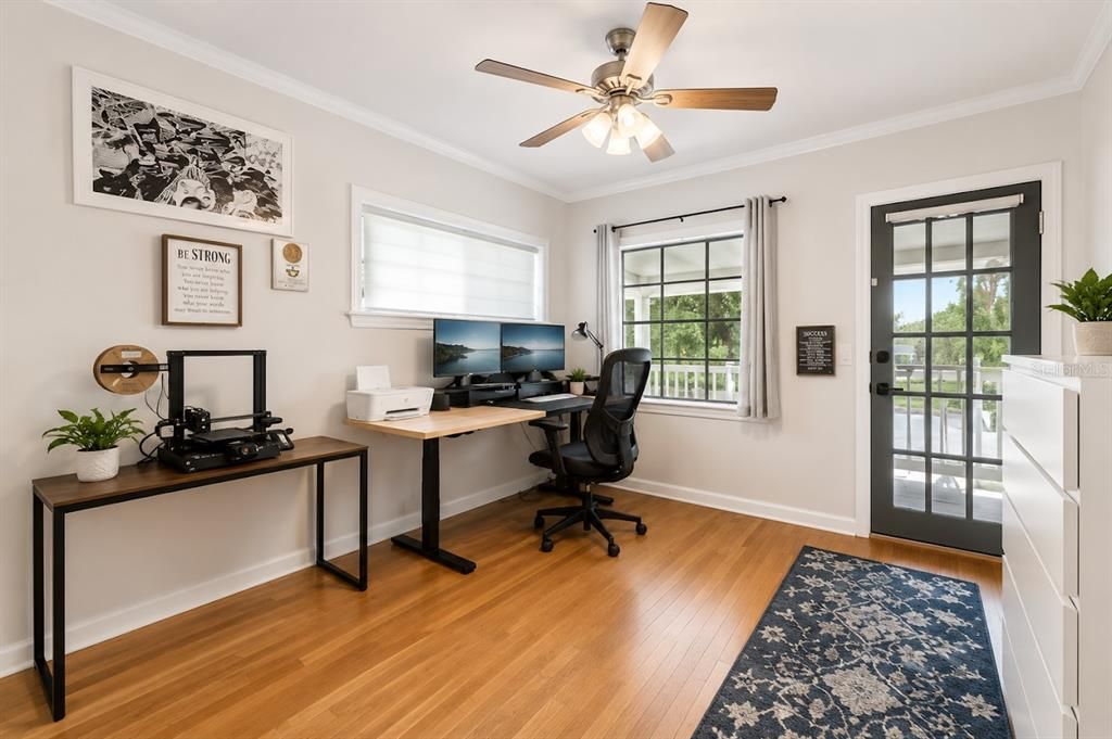 Active With Contract: $995,000 (3 beds, 2 baths, 2304 Square Feet)