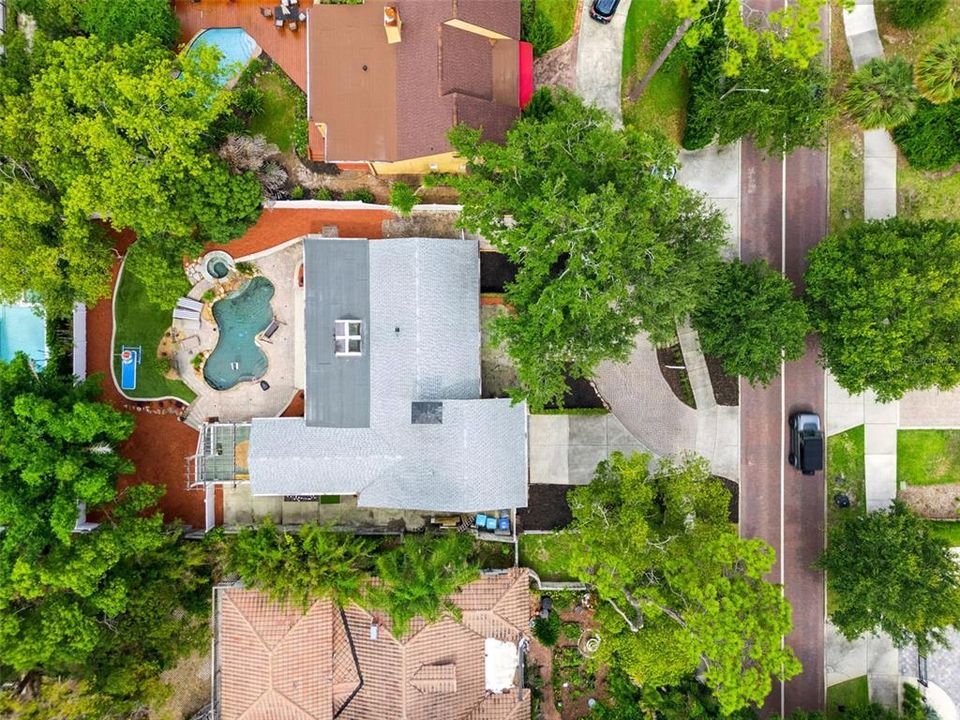 Active With Contract: $995,000 (3 beds, 2 baths, 2304 Square Feet)