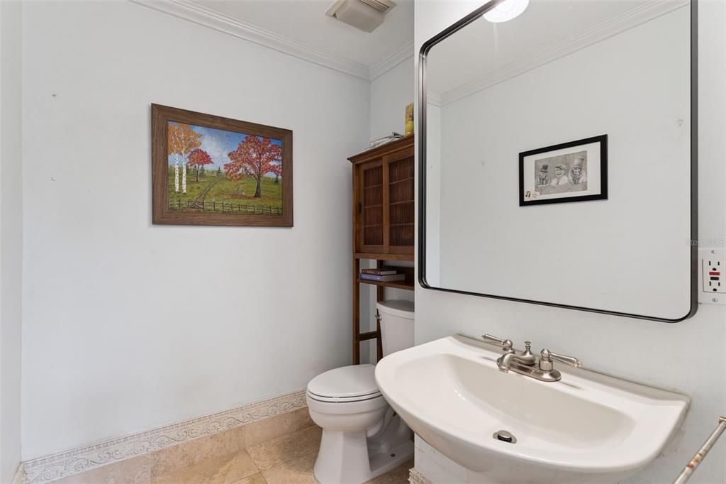 Active With Contract: $995,000 (3 beds, 2 baths, 2304 Square Feet)