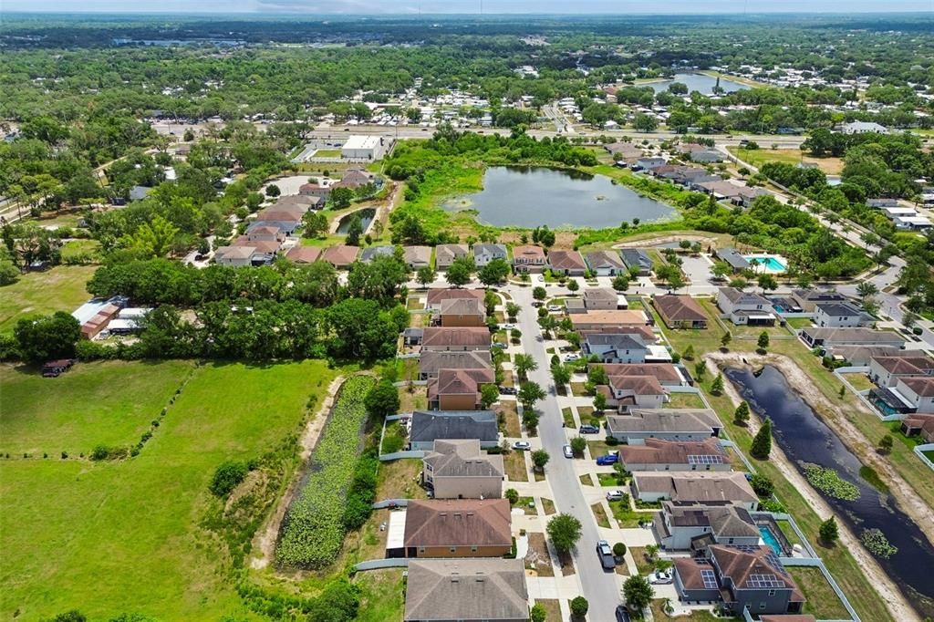 For Sale: $389,000 (4 beds, 2 baths, 1993 Square Feet)