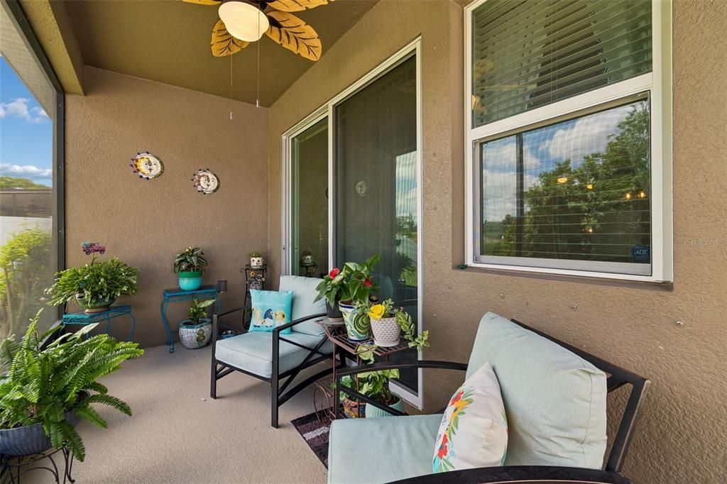 For Sale: $389,000 (4 beds, 2 baths, 1993 Square Feet)