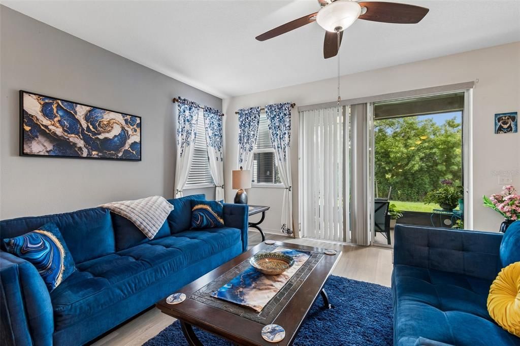 For Sale: $389,000 (4 beds, 2 baths, 1993 Square Feet)