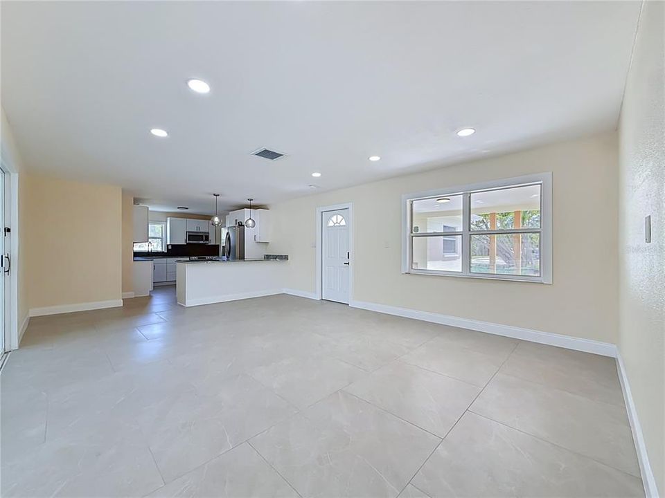 For Sale: $480,000 (3 beds, 2 baths, 1222 Square Feet)