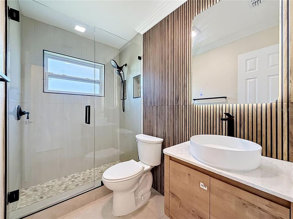 For Sale: $480,000 (3 beds, 2 baths, 1222 Square Feet)