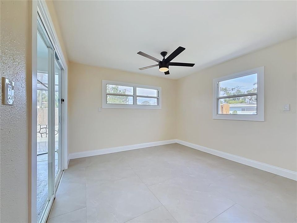 For Sale: $480,000 (3 beds, 2 baths, 1222 Square Feet)
