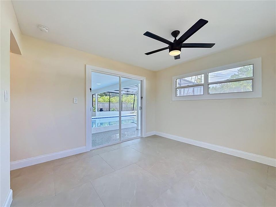 For Sale: $480,000 (3 beds, 2 baths, 1222 Square Feet)