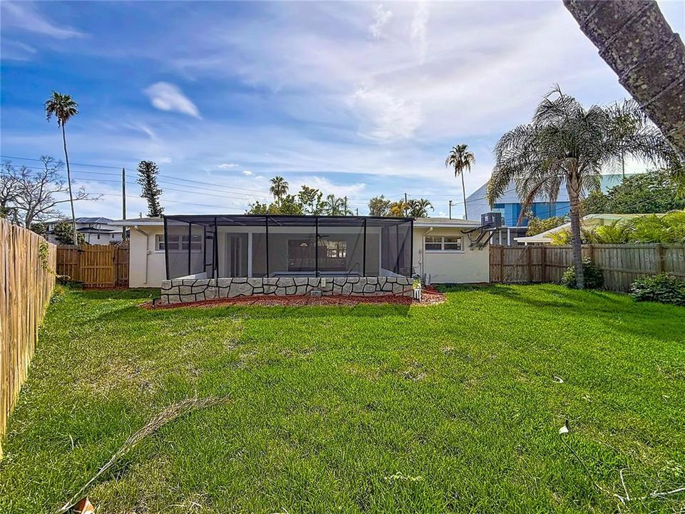 For Sale: $480,000 (3 beds, 2 baths, 1222 Square Feet)