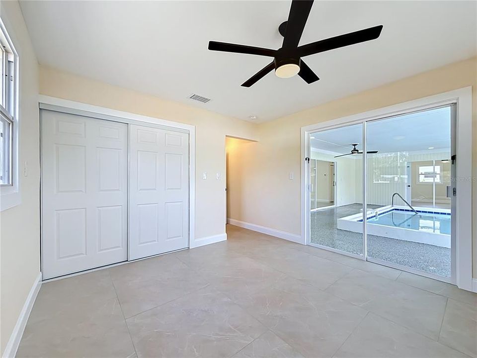 For Sale: $480,000 (3 beds, 2 baths, 1222 Square Feet)