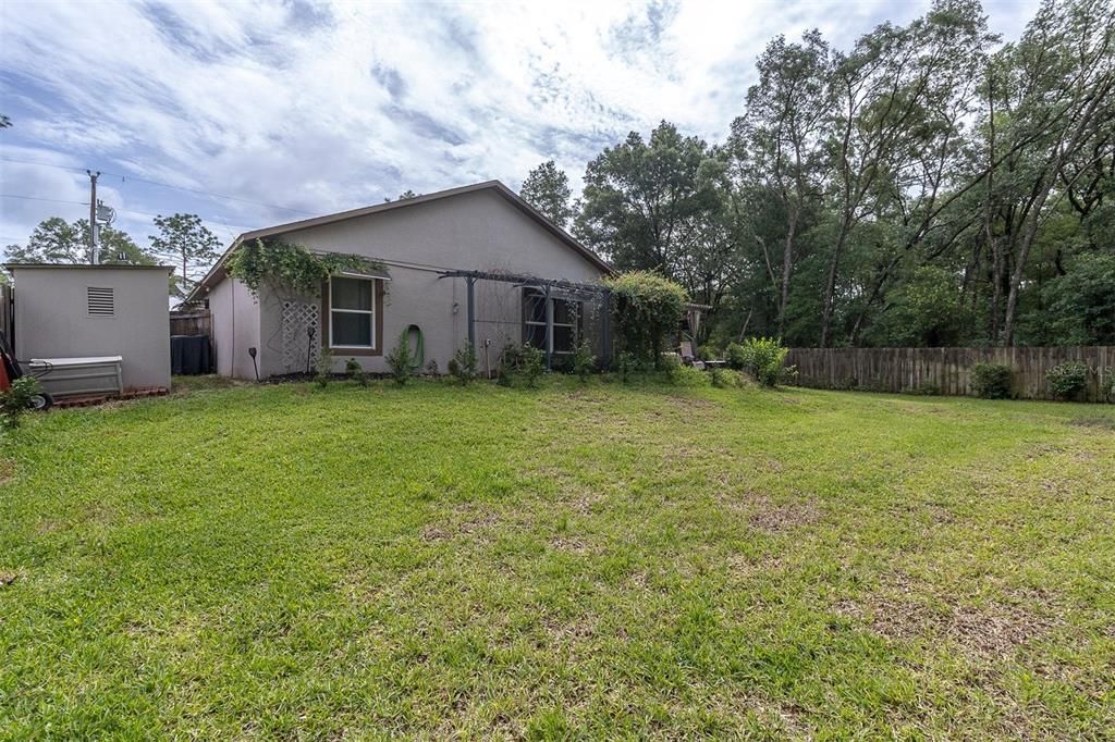 For Sale: $267,000 (3 beds, 2 baths, 1821 Square Feet)