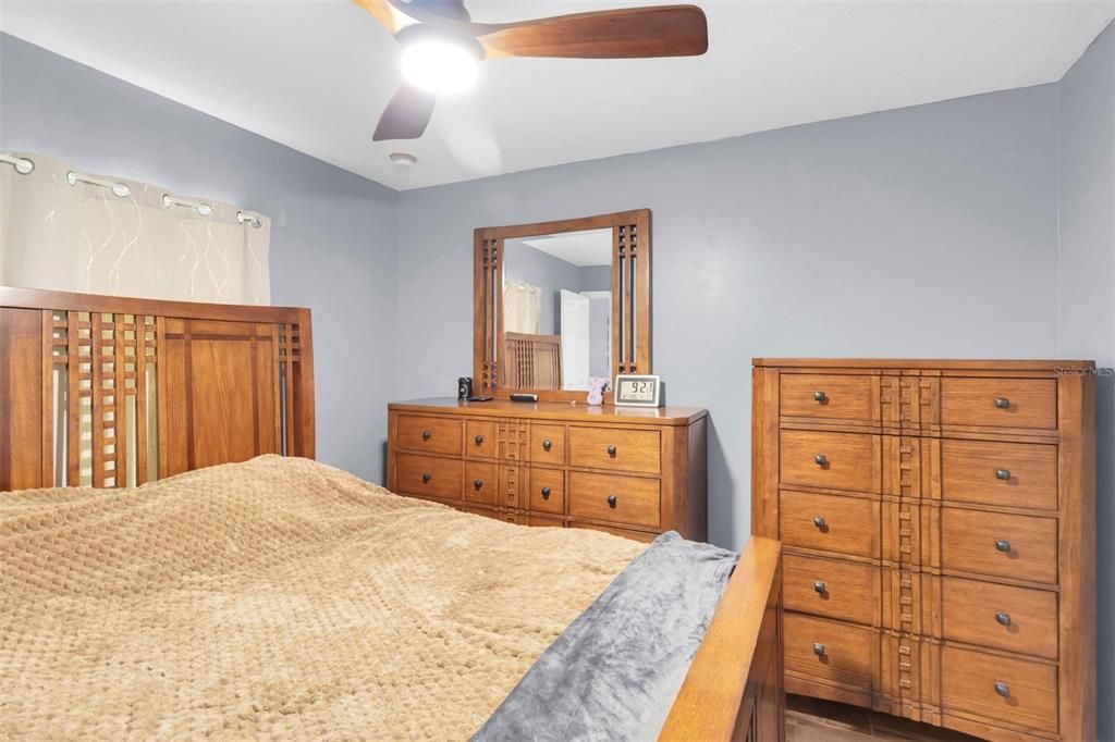For Sale: $267,000 (3 beds, 2 baths, 1821 Square Feet)