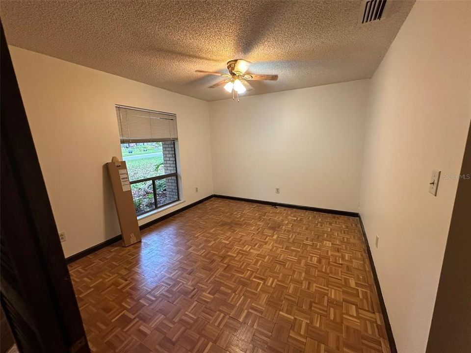 For Rent: $1,850 (3 beds, 2 baths, 1428 Square Feet)