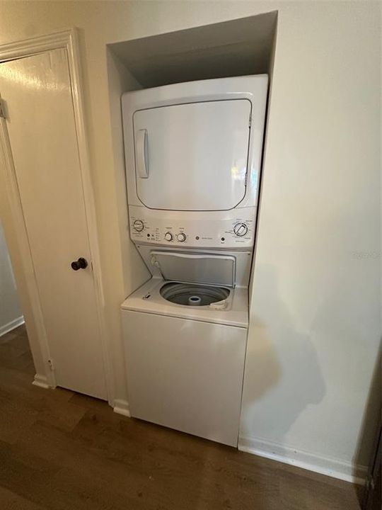 For Rent: $1,850 (3 beds, 2 baths, 1428 Square Feet)