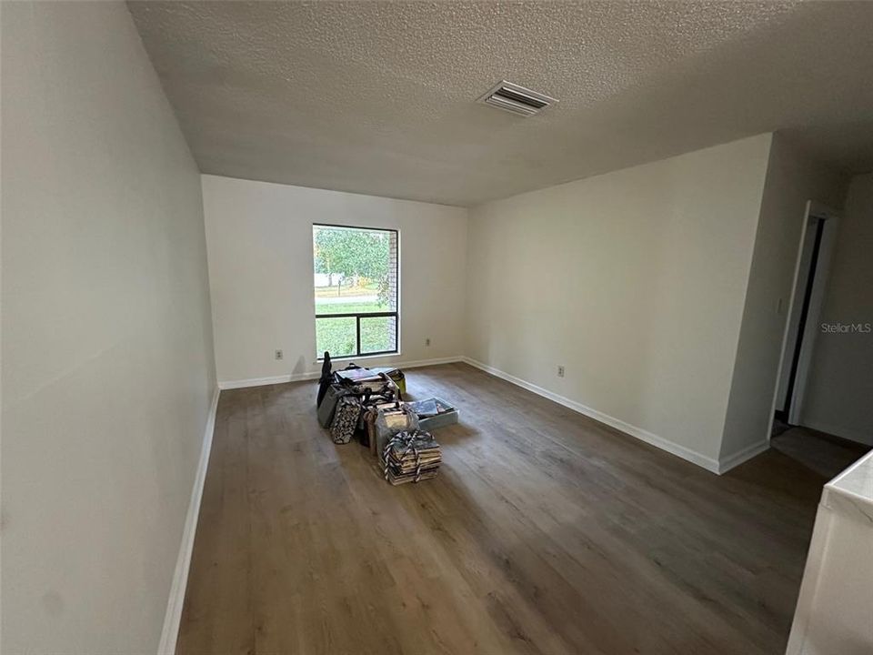 For Rent: $1,850 (3 beds, 2 baths, 1428 Square Feet)