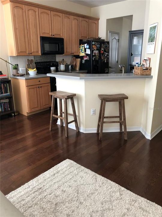 For Rent: $2,495 (3 beds, 2 baths, 1428 Square Feet)
