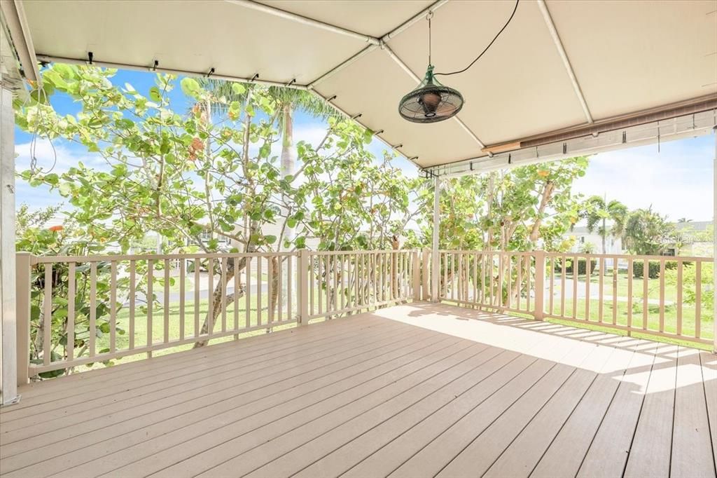 For Sale: $150,000 (2 beds, 2 baths, 768 Square Feet)