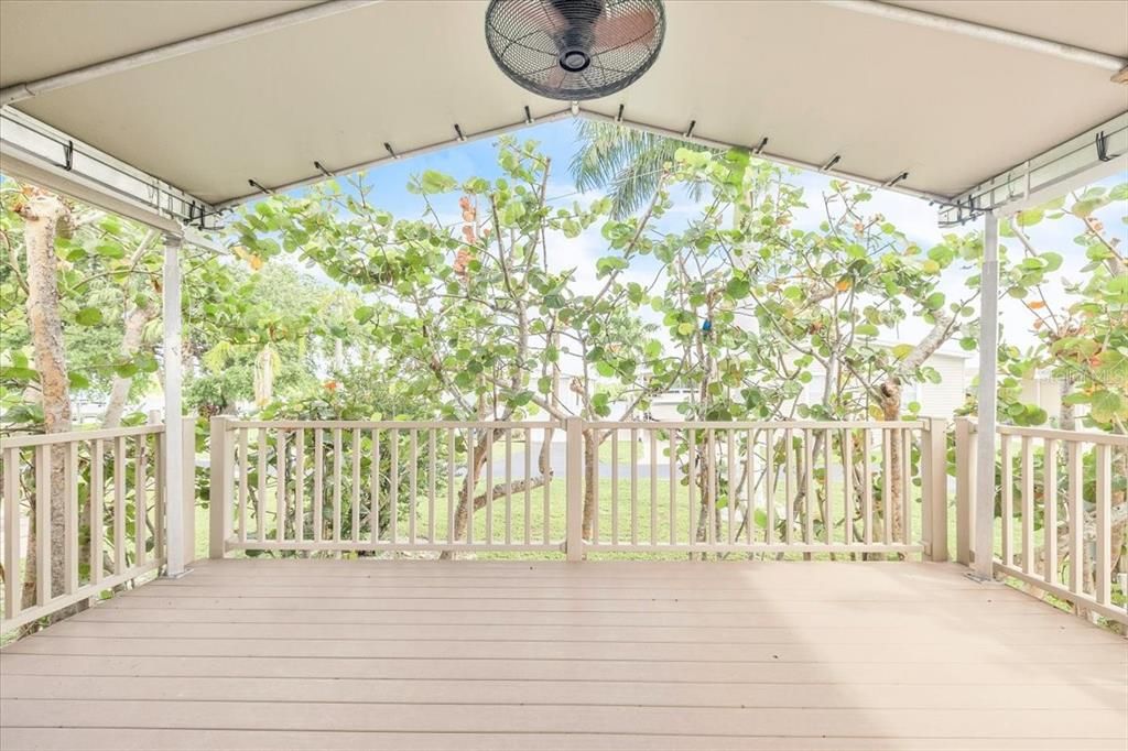 For Sale: $150,000 (2 beds, 2 baths, 768 Square Feet)