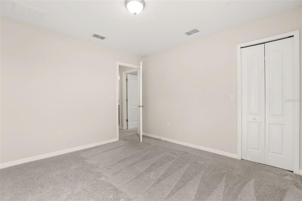 Active With Contract: $419,000 (4 beds, 3 baths, 2784 Square Feet)