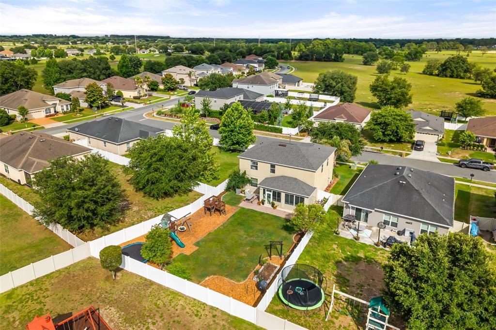 Active With Contract: $419,000 (4 beds, 3 baths, 2784 Square Feet)