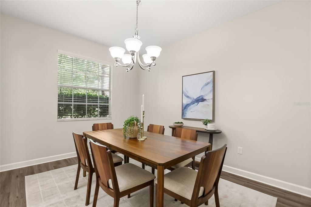 Active With Contract: $419,000 (4 beds, 3 baths, 2784 Square Feet)