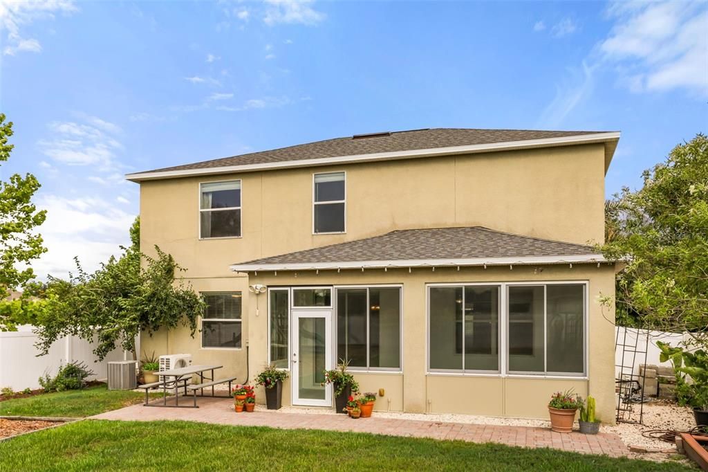 Active With Contract: $419,000 (4 beds, 3 baths, 2784 Square Feet)