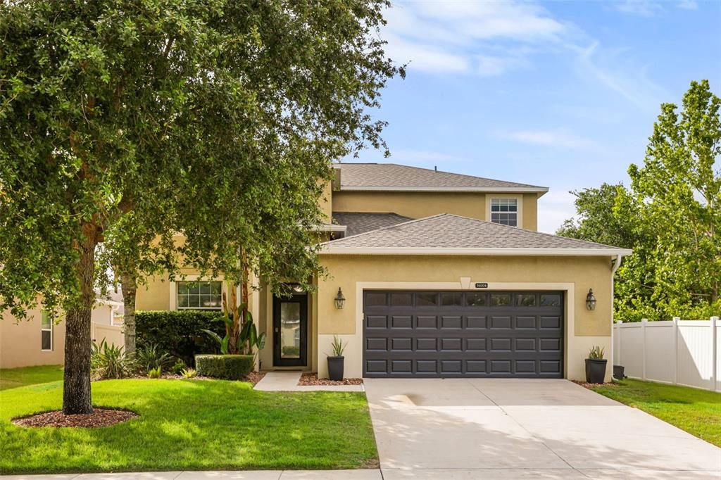 Active With Contract: $419,000 (4 beds, 3 baths, 2784 Square Feet)