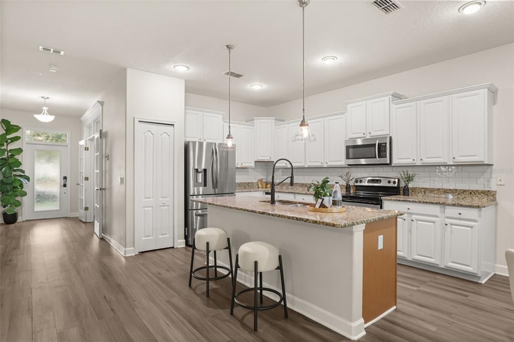 Active With Contract: $419,000 (4 beds, 3 baths, 2784 Square Feet)