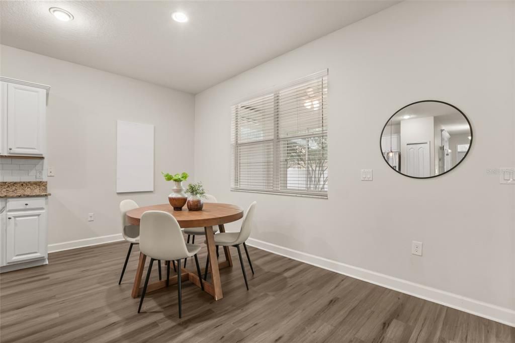 Active With Contract: $419,000 (4 beds, 3 baths, 2784 Square Feet)