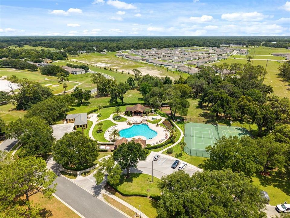 Active With Contract: $419,000 (4 beds, 3 baths, 2784 Square Feet)