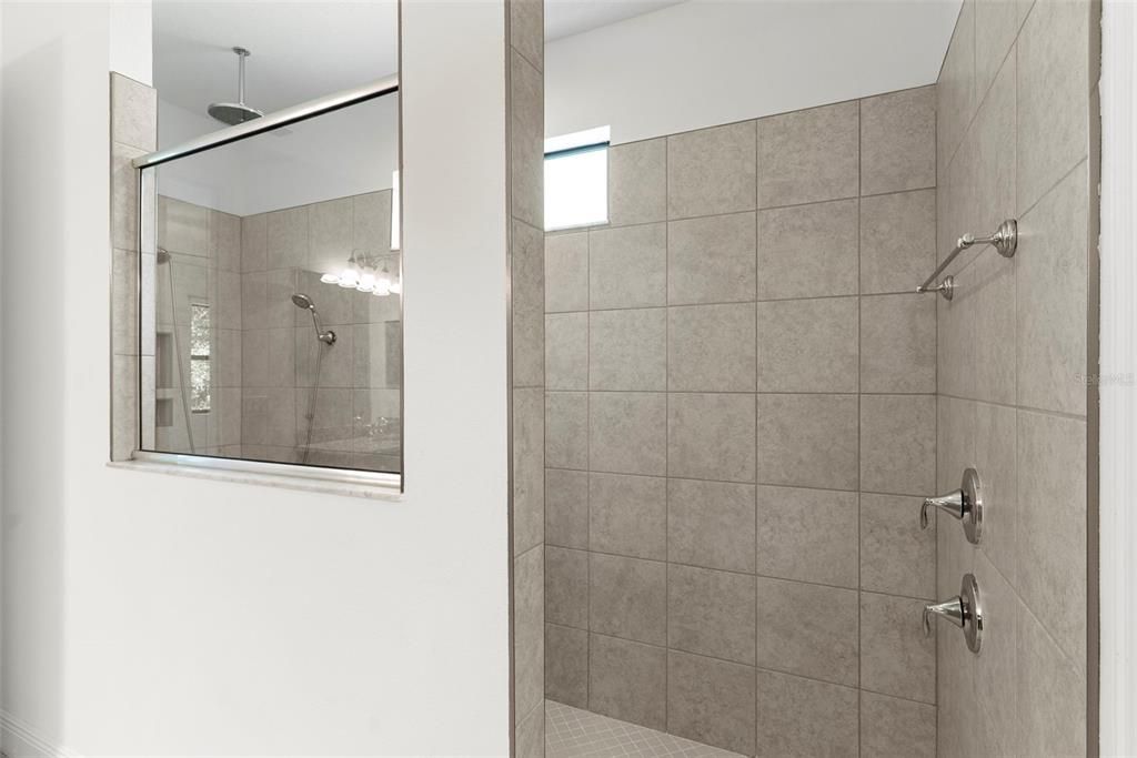 For Sale: $605,000 (4 beds, 3 baths, 2898 Square Feet)