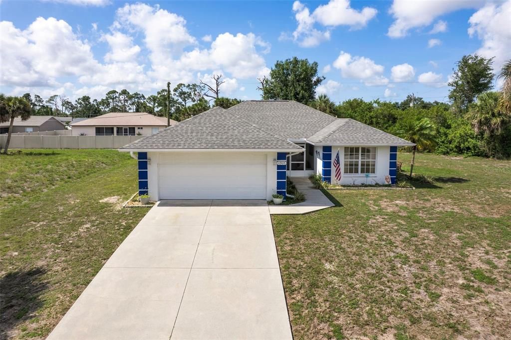 For Sale: $389,900 (2 beds, 2 baths, 1531 Square Feet)