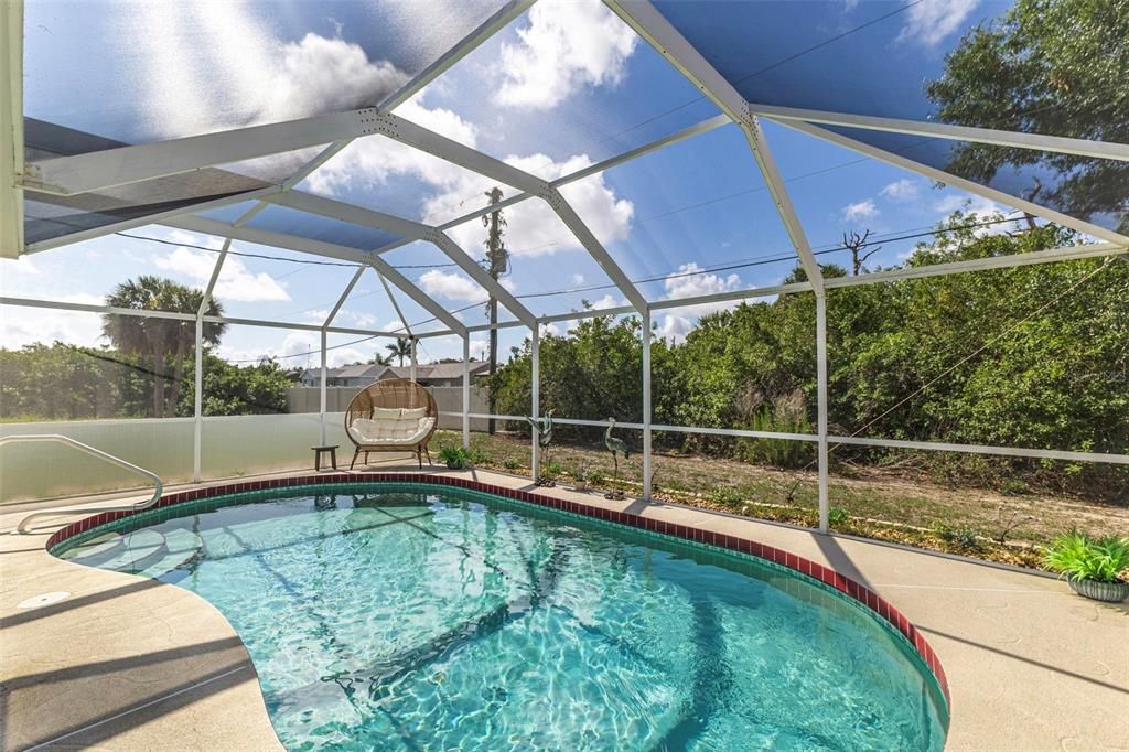 For Sale: $389,900 (2 beds, 2 baths, 1531 Square Feet)