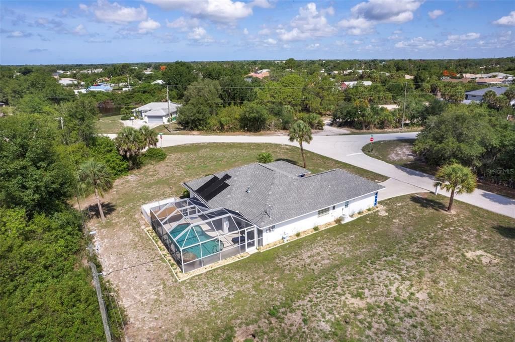 For Sale: $389,900 (2 beds, 2 baths, 1531 Square Feet)