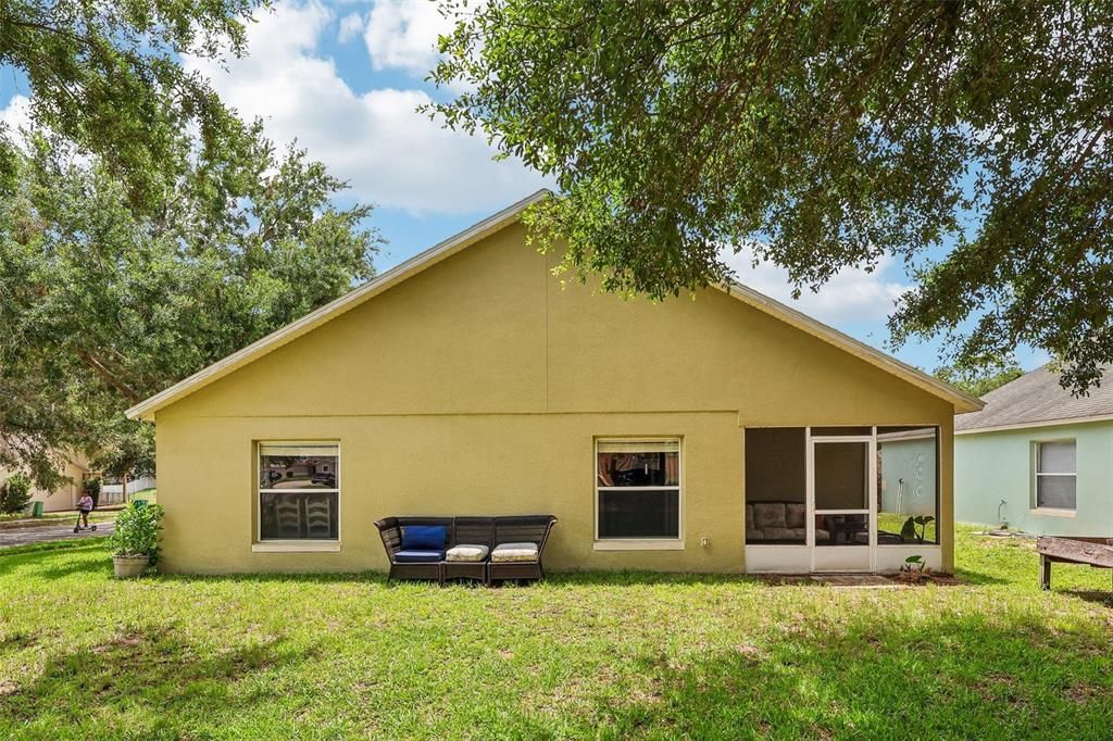 For Sale: $320,000 (3 beds, 2 baths, 1714 Square Feet)