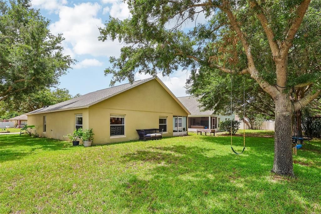 For Sale: $320,000 (3 beds, 2 baths, 1714 Square Feet)