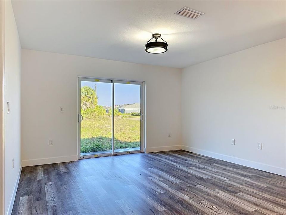 En Venta: $320,000 (3 camas, 2 baños, 1290 Pies cuadrados)