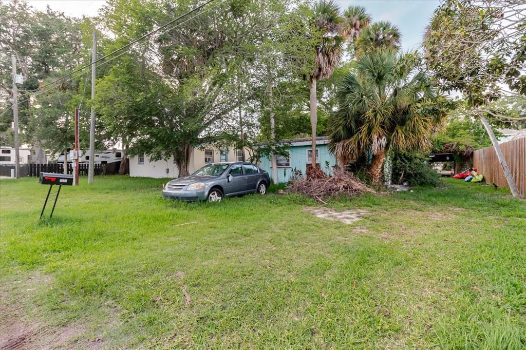 For Sale: $266,000 (1 beds, 1 baths, 625 Square Feet)