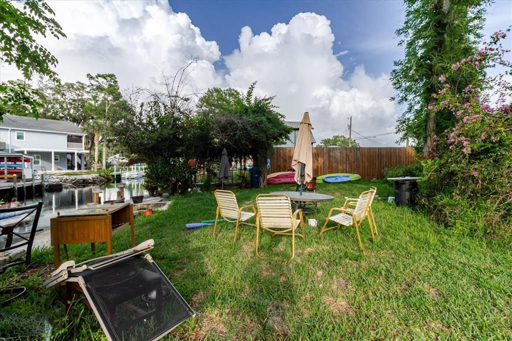 For Sale: $266,000 (1 beds, 1 baths, 625 Square Feet)