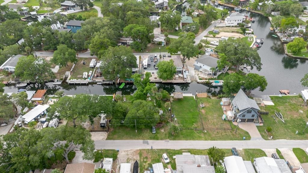 For Sale: $266,000 (1 beds, 1 baths, 625 Square Feet)