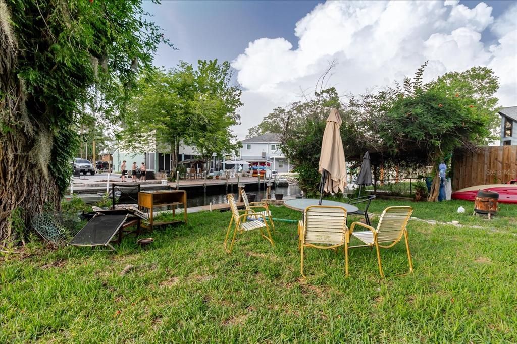For Sale: $266,000 (1 beds, 1 baths, 625 Square Feet)