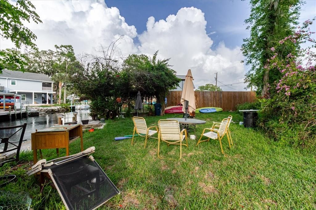 For Sale: $266,000 (1 beds, 1 baths, 625 Square Feet)