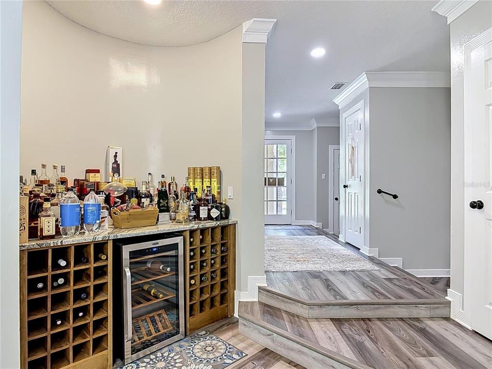 For Sale: $999,000 (5 beds, 4 baths, 3802 Square Feet)