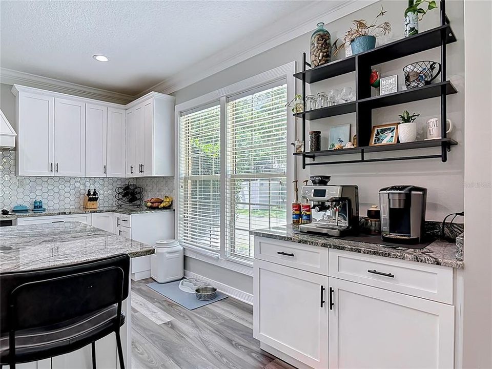For Sale: $999,000 (5 beds, 4 baths, 3802 Square Feet)