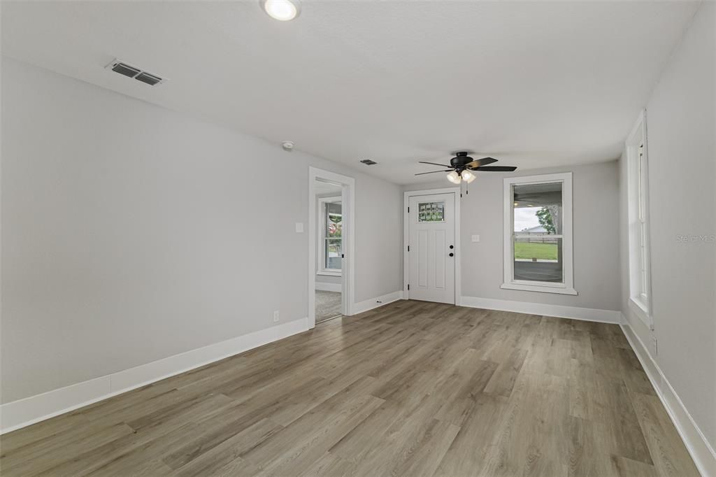 En Venta: $229,950 (3 camas, 2 baños, 1284 Pies cuadrados)