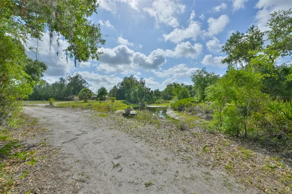 For Sale: $1,100,000 (0 beds, 0 baths, 5612 Square Feet)